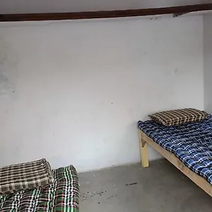 Thakur Niwas Guest house