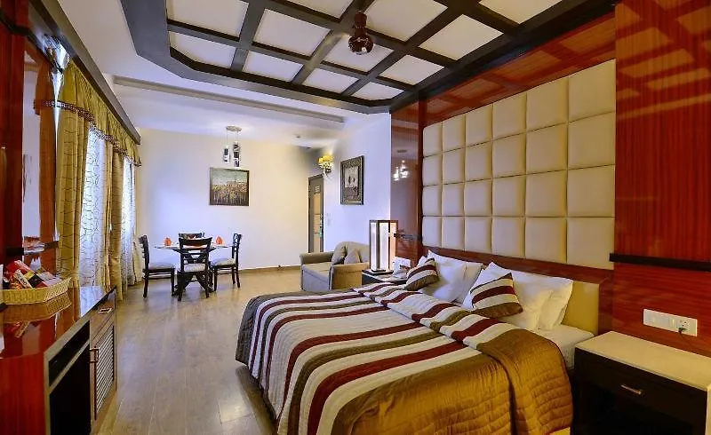 Hotel Southgate Delhi New Delhi