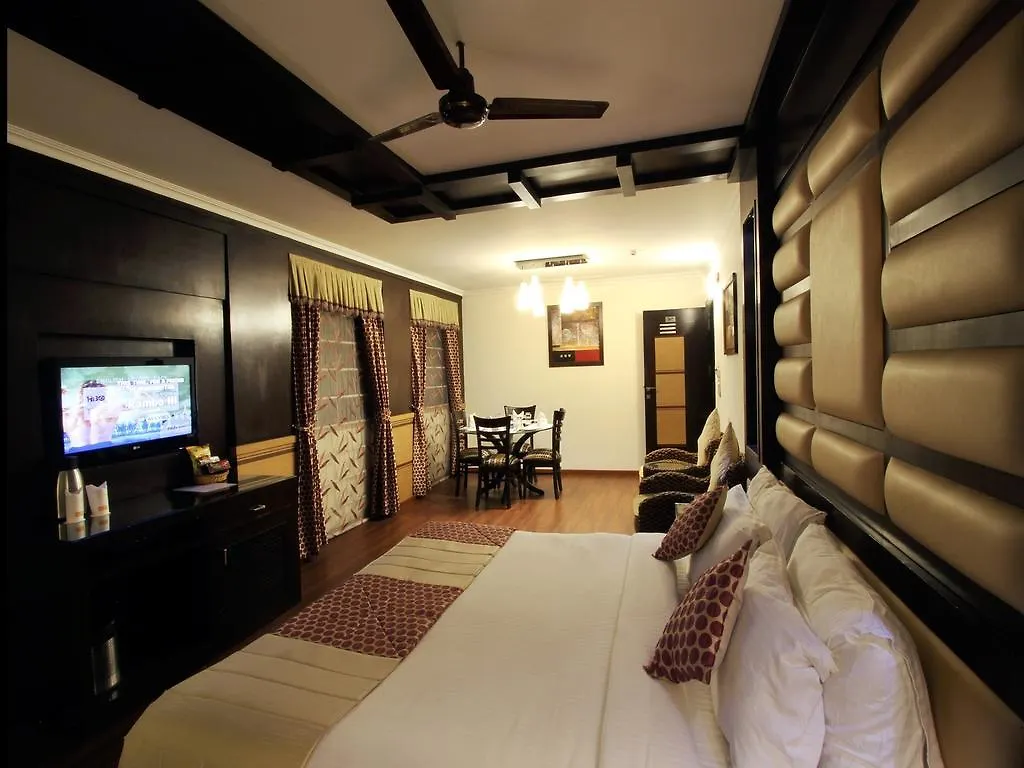 Hotel Southgate Delhi New Delhi 3*,